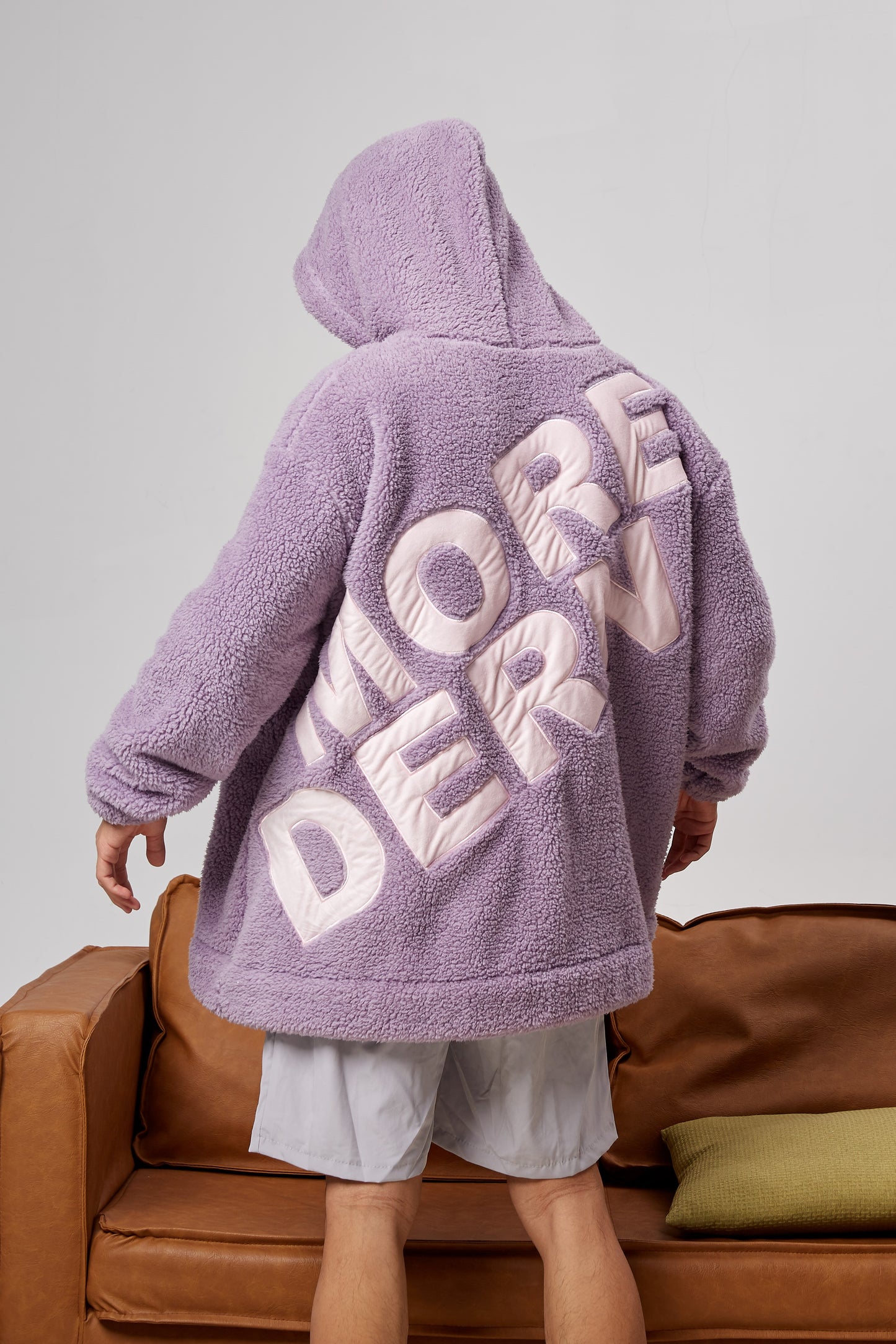 Jump Pocket MOD Couverture à capuche courte violette
